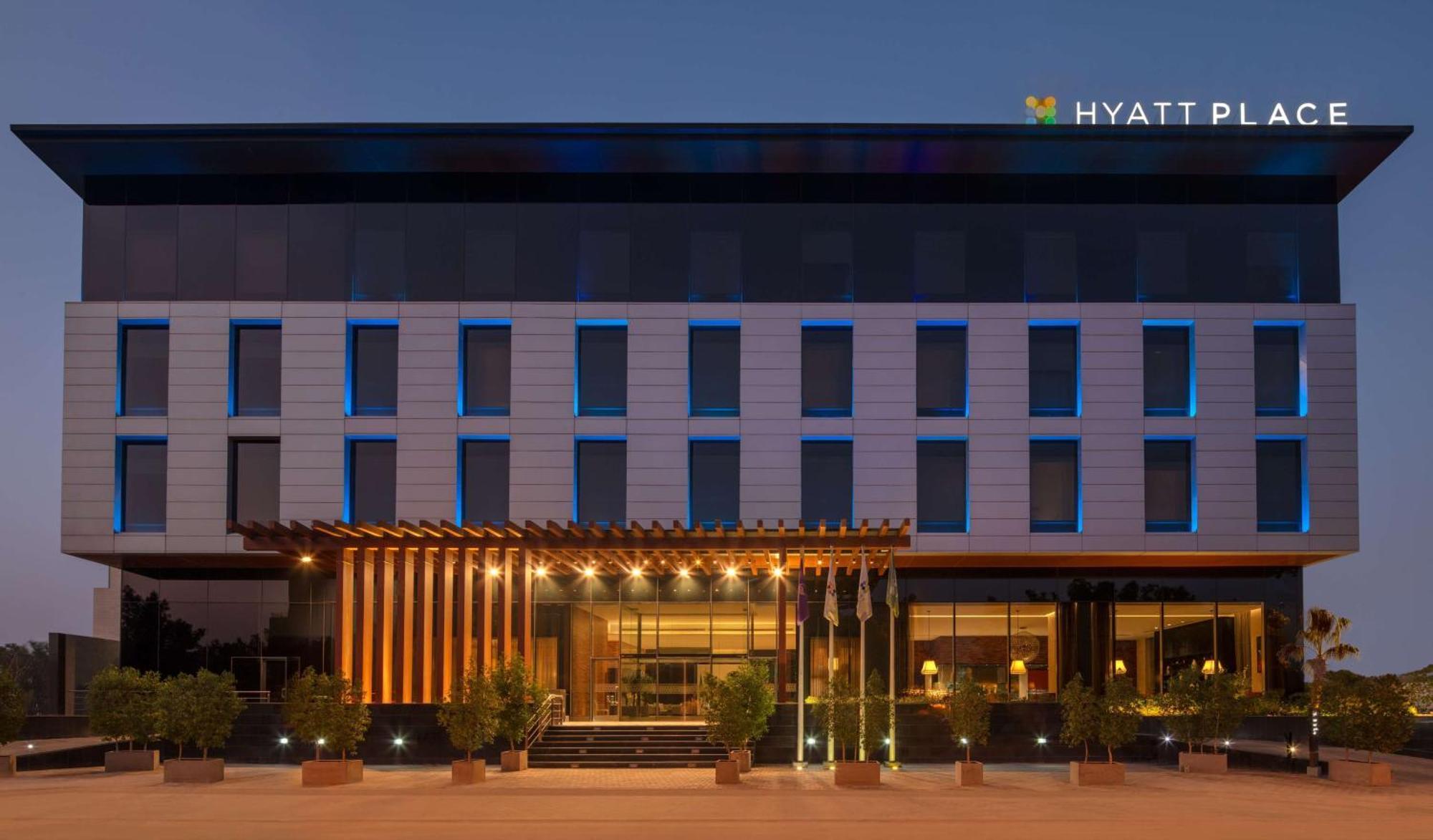 Hyatt Place Riyadh Sulaimania Exterior foto